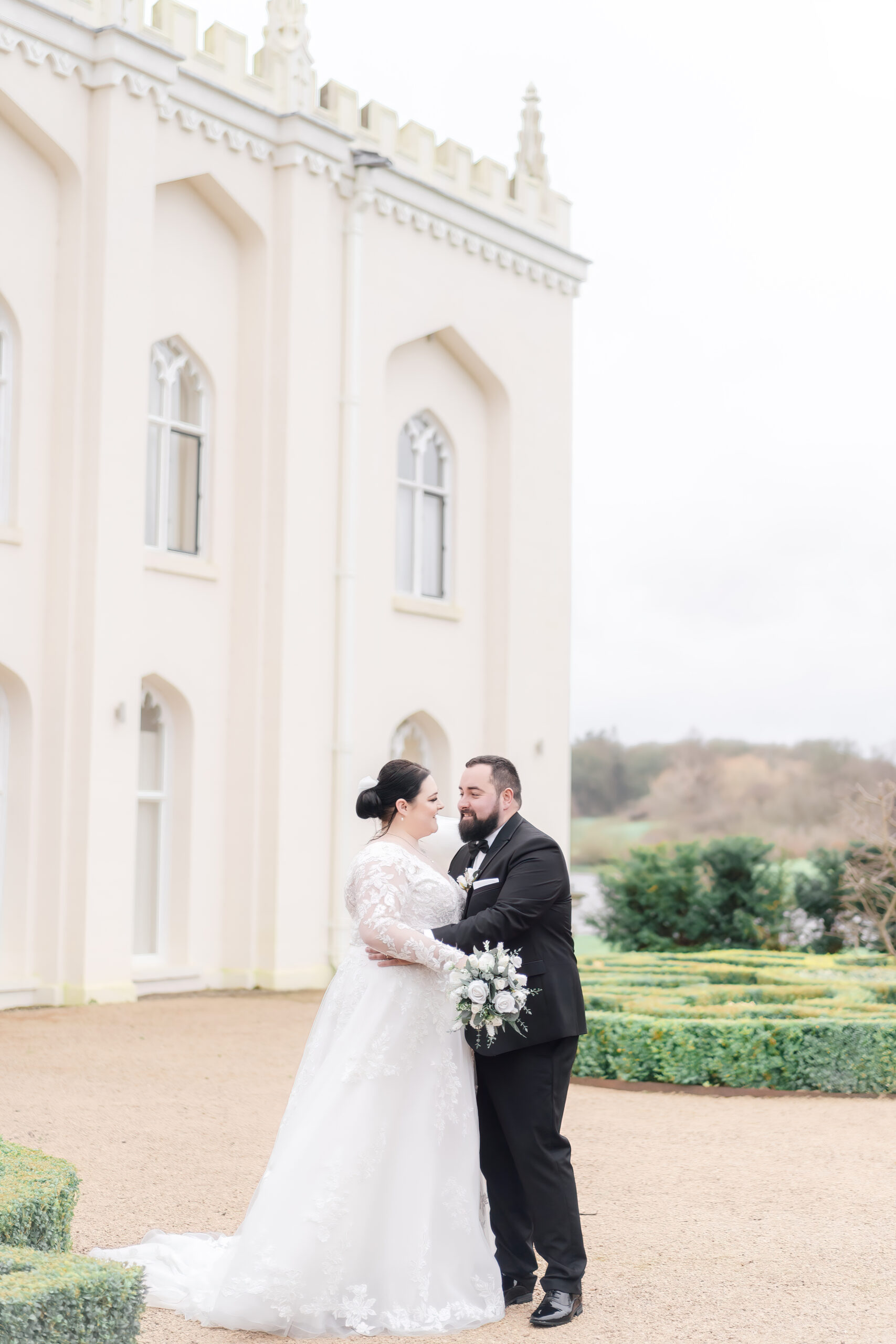 winter wedding at Combermere Abbey