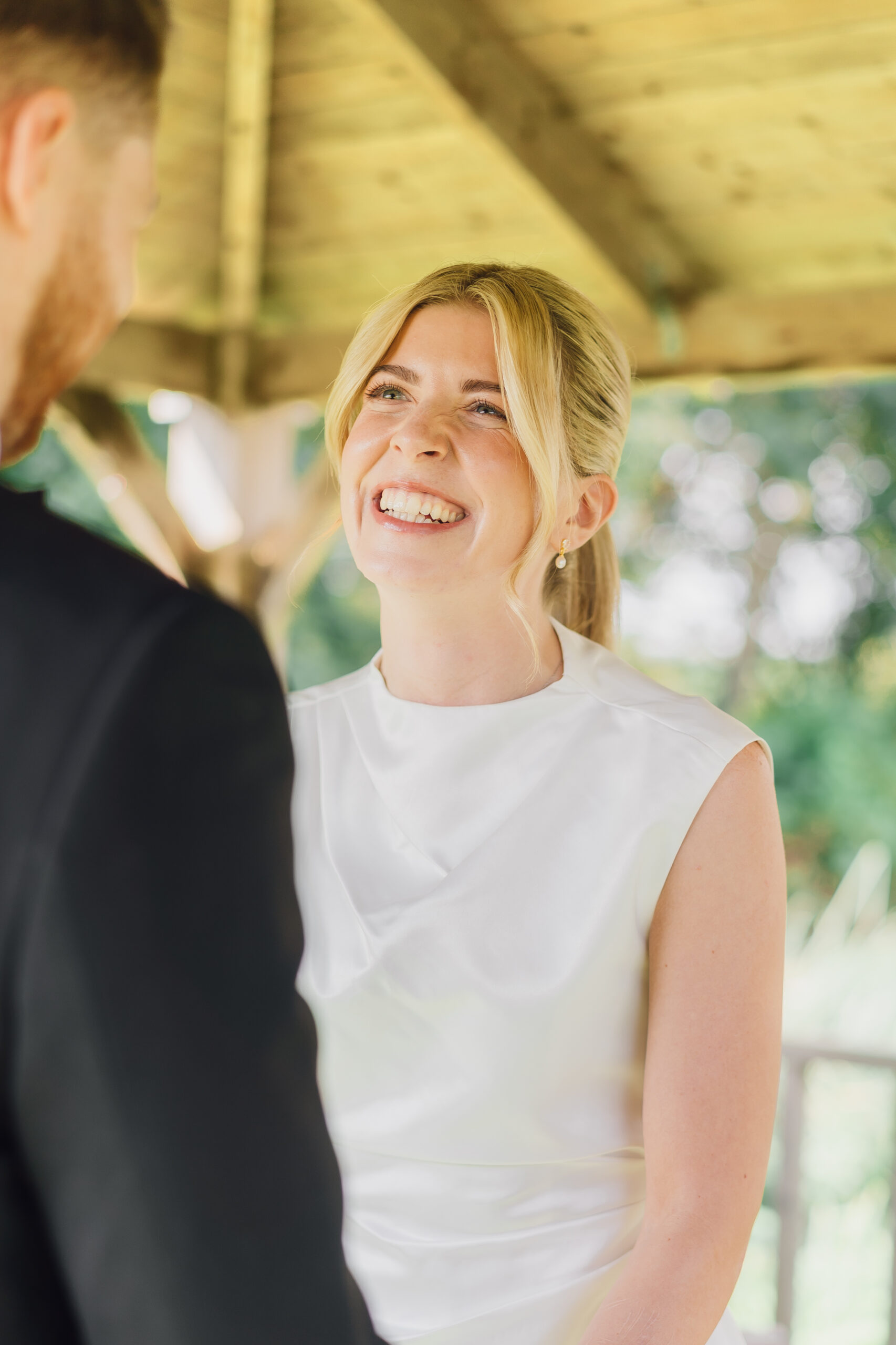 Light Cheshire wedding photographer